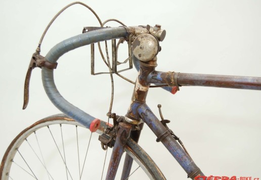 Pelissier racing bike, mid 30s
