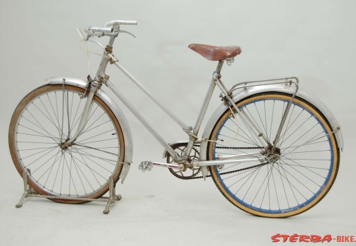 Caminade model Lady cca 1950