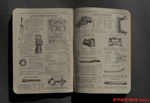 2 ks katalog, kniha a školní sešit