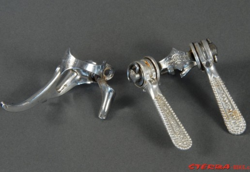 Derailleur levers campagnolo