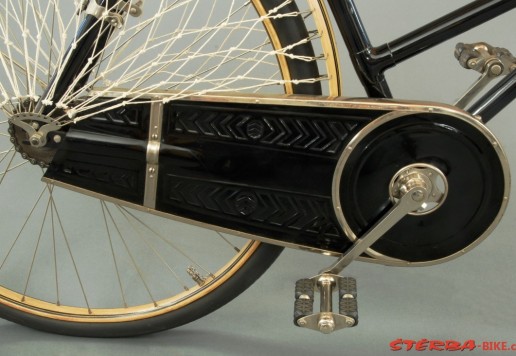 Jarolímek lady's bicycle, BSA frame