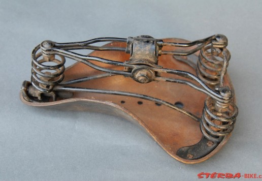 Saddle KOSMOS - New!!!  