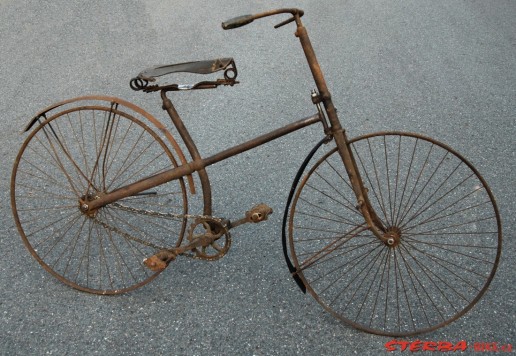 Bezpečník  (X tvar rámu), 1890