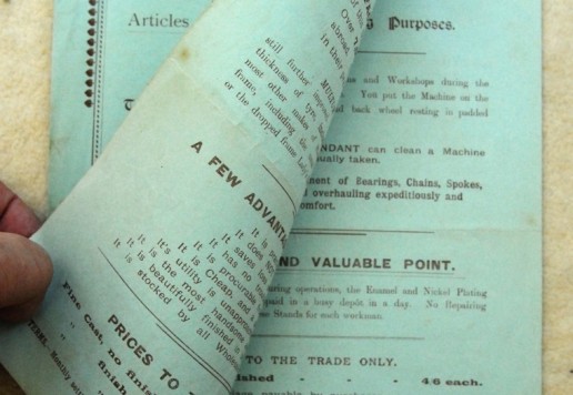 Set of 3 English catalogues