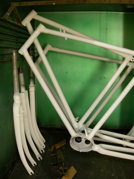 Painting the frames of historical bicycles