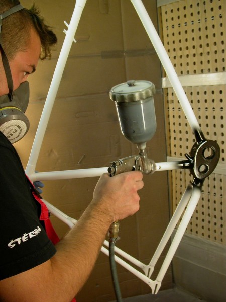 Painting the frames of historical bicycles