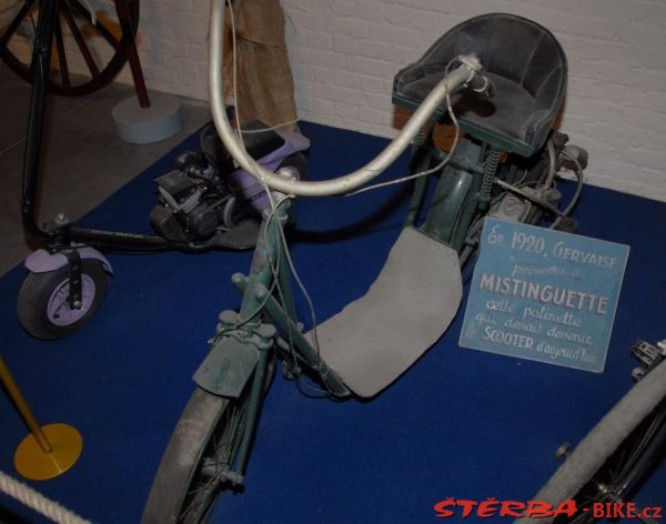 64/A - Musee de L'Auto Mahymobiles, Belgie
