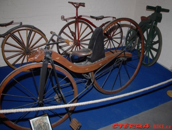 64/A - Musee de L'Auto Mahymobiles, Belgium