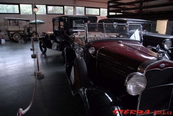 64/B - Musee de L'Auto Mahymobiles, Belgie