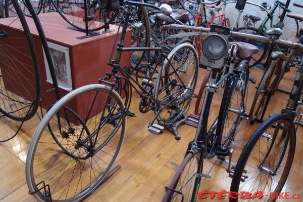 Farren Bicycle Collection