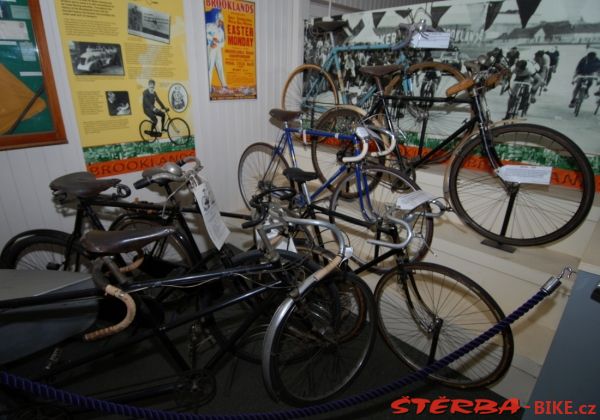 97/A - BROOKLANDS velo museum