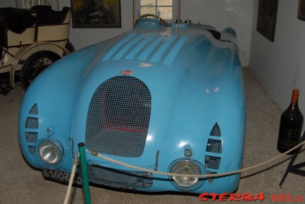 98 - Musée Automobile de Provence