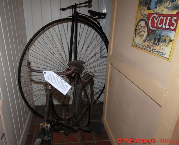 97/A - BROOKLANDS velo museum