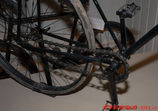 97/A - BROOKLANDS velo museum