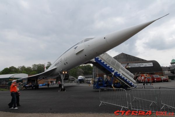 97/B - BROOKLANDS motor museum