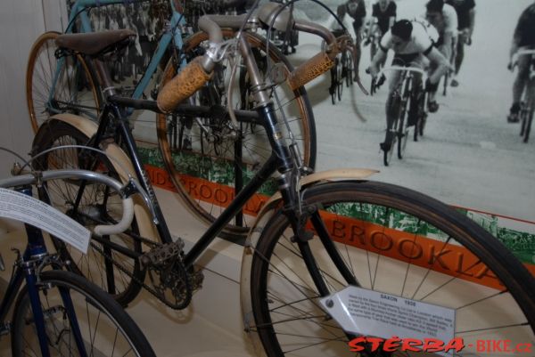 97/A - BROOKLANDS velo museum