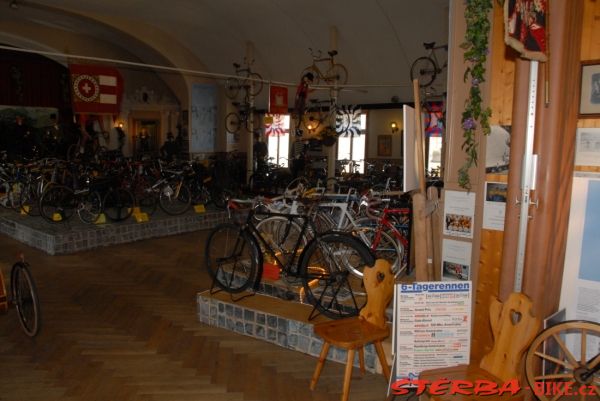 94/A - Národní VELO-MUZEUM Švýcarsko