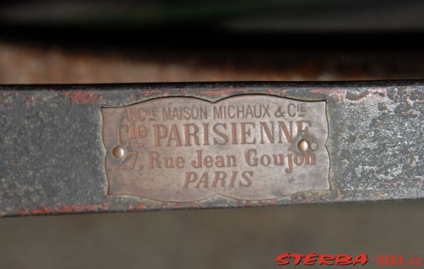 98 - Musée Automobile de Provence