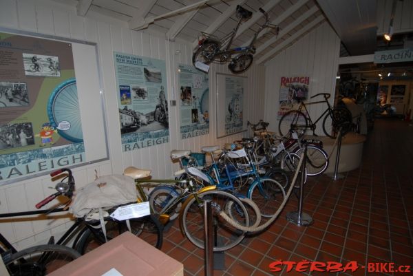 97/A - BROOKLANDS velo museum