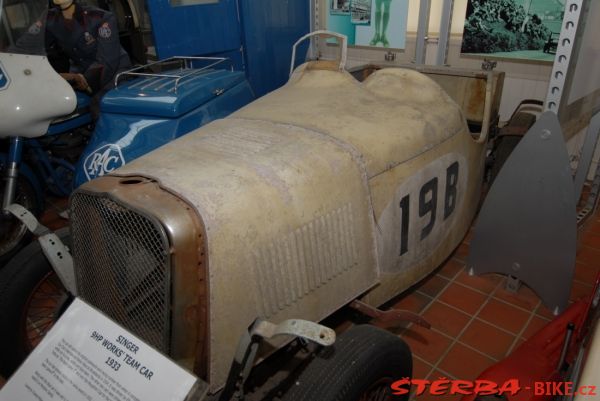 97/B - BROOKLANDS motor museum