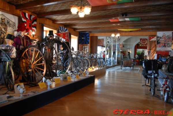 94/A - Národní VELO-MUZEUM Švýcarsko