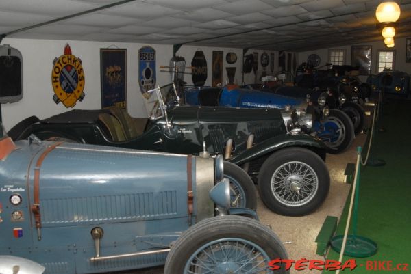 98 - Musée Automobile de Provence