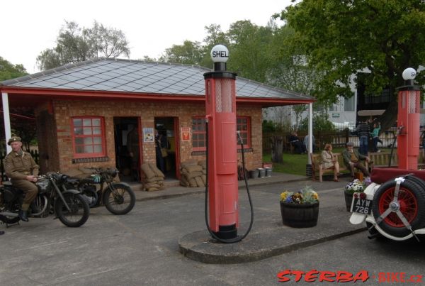 97/B - BROOKLANDS motor museum