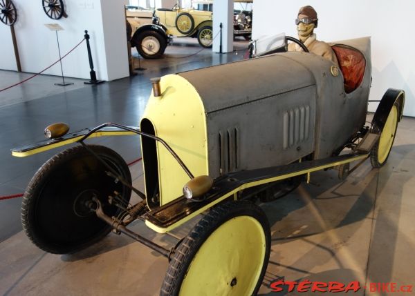 111/A - Museo Automovilistico de Málaga