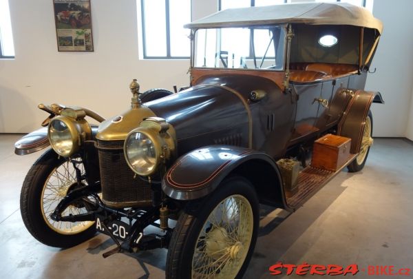 111/A - Museo Automovilistico de Málaga