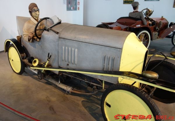 111/A - Museo Automovilistico de Málaga