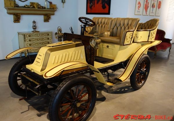 111/A - Museo Automovilistico de Málaga