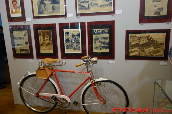 100/B - Muzeum cyklistiky - Caldas da Rainha