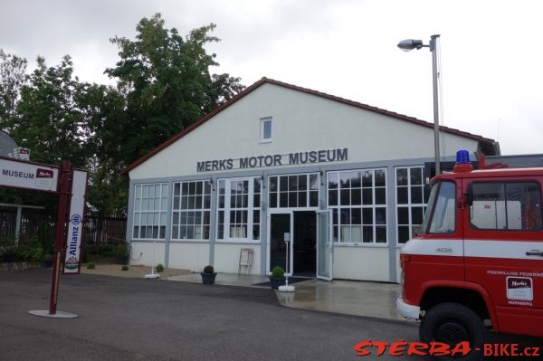 113 – Merks Motor Museum