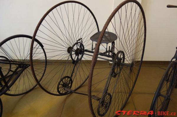 123/A - Musée des arts et métiers