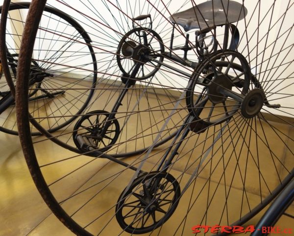 123/A - Musée des arts et métiers