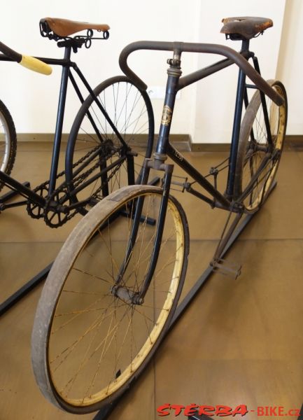 123/A - Musée des arts et métiers