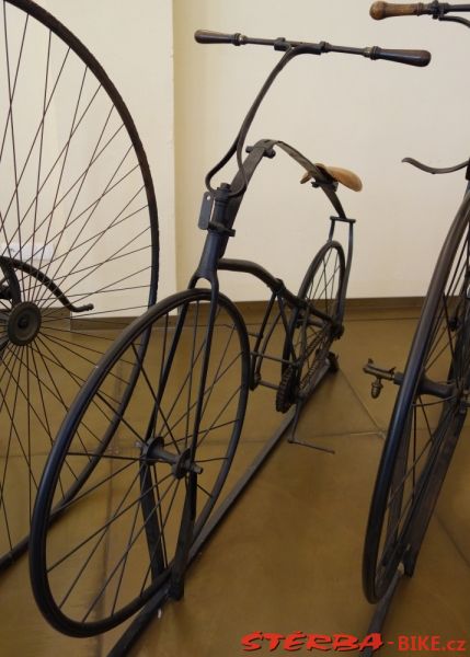 123/A - Musée des arts et métiers