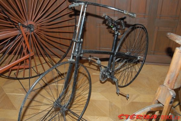 126/A – Hradec nad Moravicí