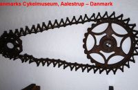 Simpson Lever Chain 4