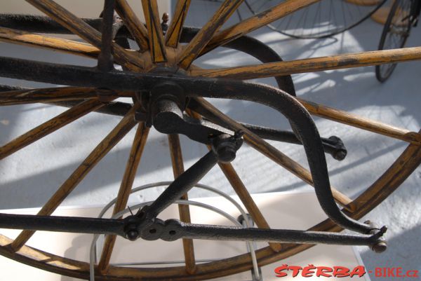 08/A. Moto velo musée, Domazan – France