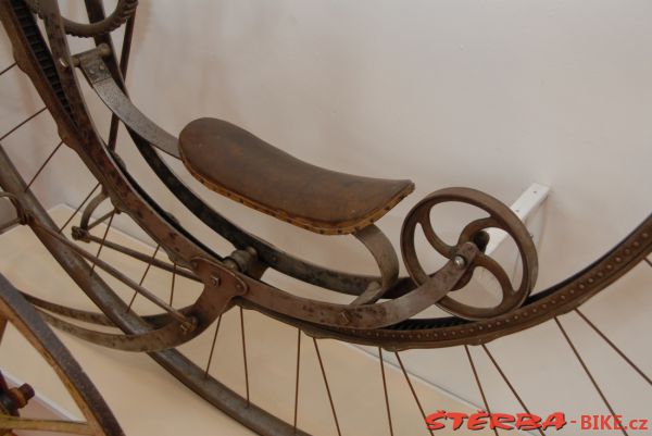 08/A. Moto velo musée, Domazan – France