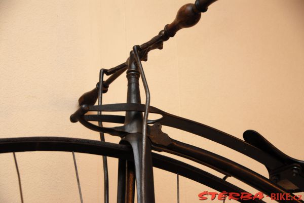 08/A. Moto velo musée, Domazan – France