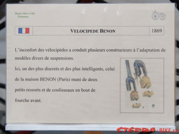 08/A. Moto velo musée, Domazan – France