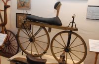 08/A. Moto velo musée, Domazan – France
