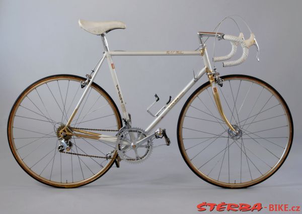 Závodní speciál Štěrba Gold - Campagnolo 50th Anniversary 1983