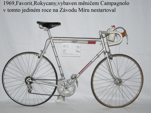 Historical bicycle rental service