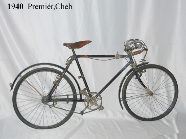 Historical bicycle rental service