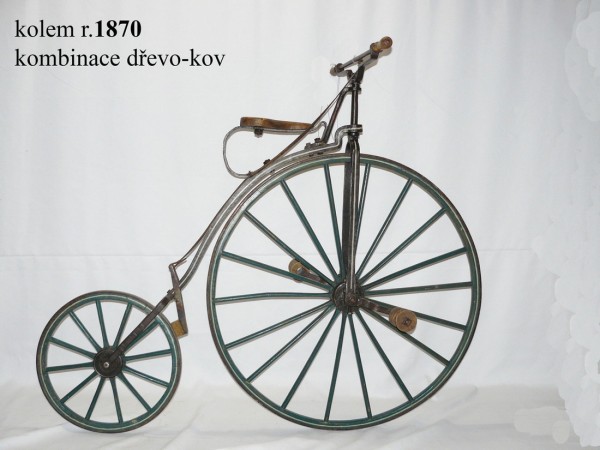 Historical bicycle rental service