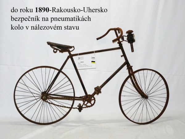 Půjčovna historických kol