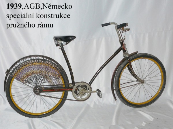 Historical bicycle rental service